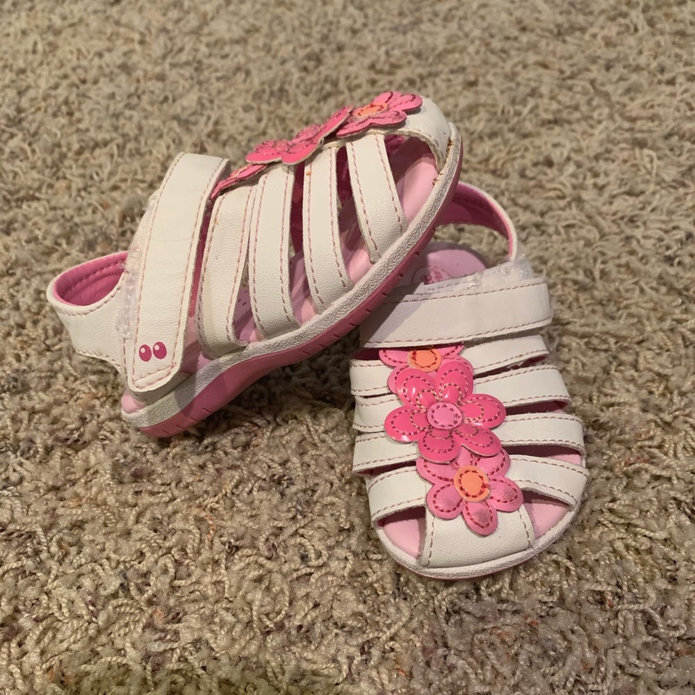 Surprize by stride rite sandals size 5